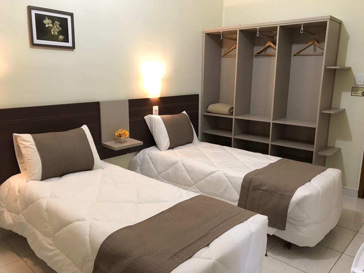 Hotel Do Reinildo I カショエイラ・パウリスタ エクステリア 写真