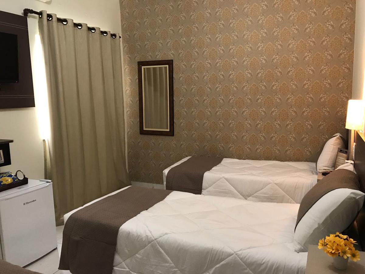 Hotel Do Reinildo I カショエイラ・パウリスタ エクステリア 写真